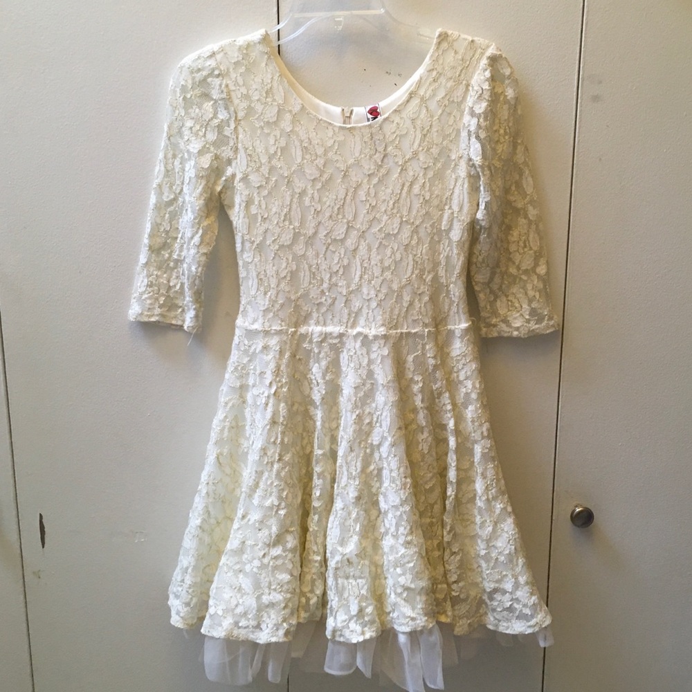 Lace Formal/Holiday Dress (Girls’ 14)